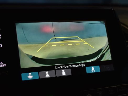 Used 2023 Honda Odyssey Elite image 12