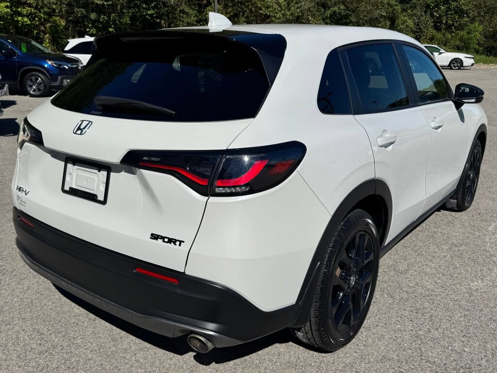 Used 2025 Honda HR-V Sport image 7