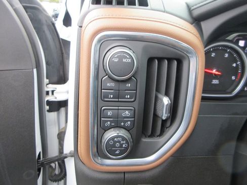 Certified 2022 Chevrolet Silverado 3500 High Country w/ Safety Package II image 28