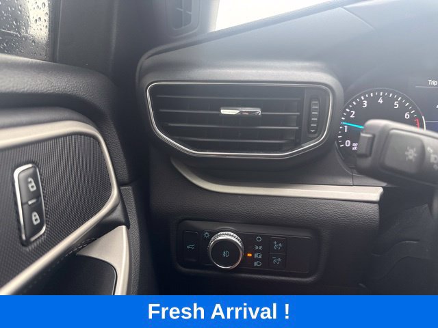 Used 2022 Ford Explorer XLT w/ Equipment Group 202A RWD image 8