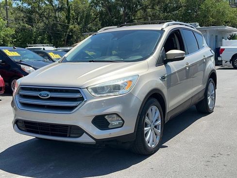Used 2017 Ford Escape Titanium w/ Equipment Group 301A FWD image 4