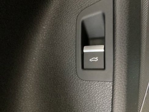 Used 2019 Audi Q7 3.0T Premium Plus w/ Premium Plus Package image 19