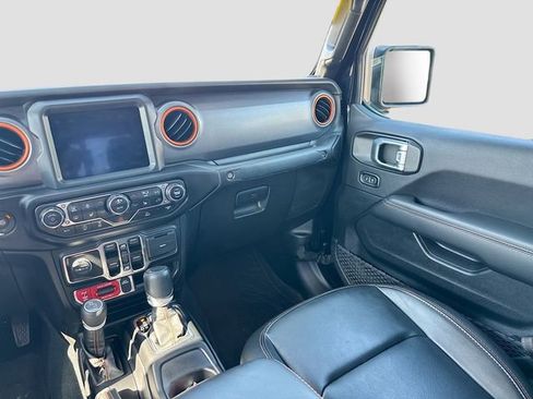 Used 2022 Jeep Gladiator Mojave w/ Cold Weather Group AWD/4WD image 28