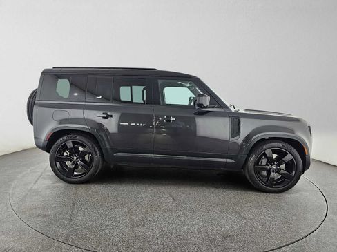 Used 2024 Land Rover Defender 110 S AWD/4WD image 2