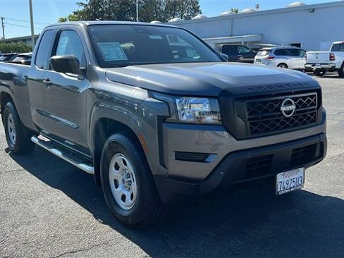 Used 2023 Nissan Frontier S w/ Technology Package image 2
