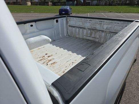 Used 2014 GMC Sierra 1500 SLE w/ Texas SLE Value Package image 21