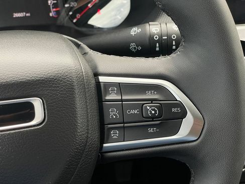 Used 2026 Jeep Compass Limited AWD/4WD image 18