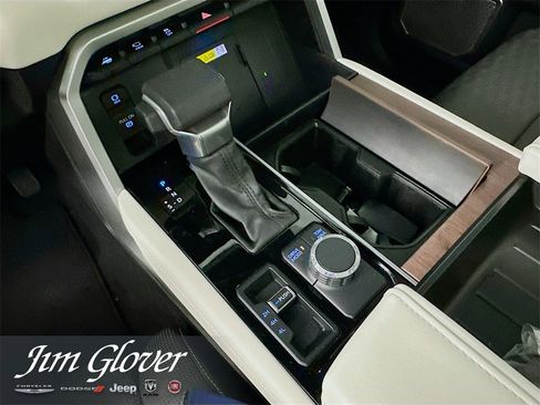 Used 2024 Toyota Sequoia Capstone image 39