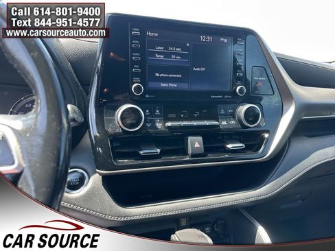Used 2020 Toyota Highlander LE AWD/4WD image 15