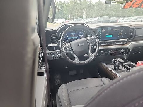 Used 2023 Chevrolet Silverado 1500 RST w/ Convenience Package II AWD/4WD image 12