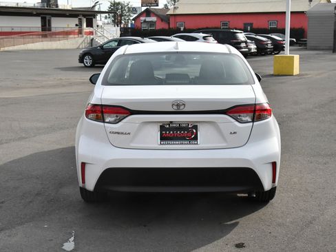 Used 2024 Toyota Corolla LE image 7