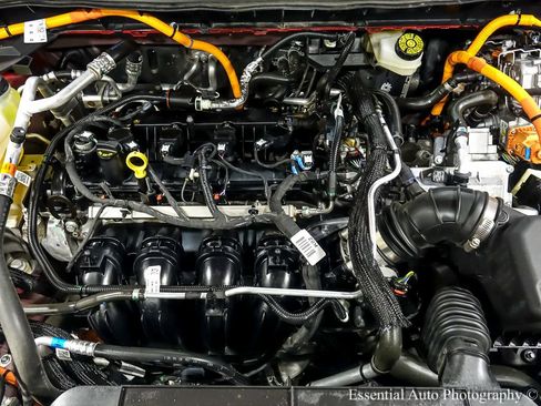 Used 2025 Ford Escape SE w/ PHEV Premium Package image 26