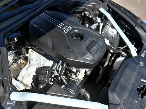 Used 2019 Kia Stinger RWD image 45
