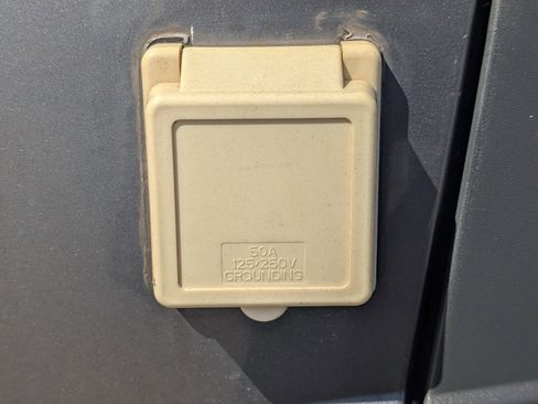 Used 2021 Mercedes-Benz Sprinter 4500 w/ Parking Package image 48