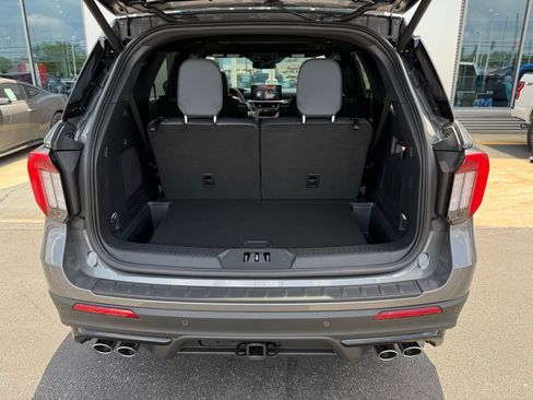 New 2026 Ford Explorer ST w/ Sun And Sound Package image 43