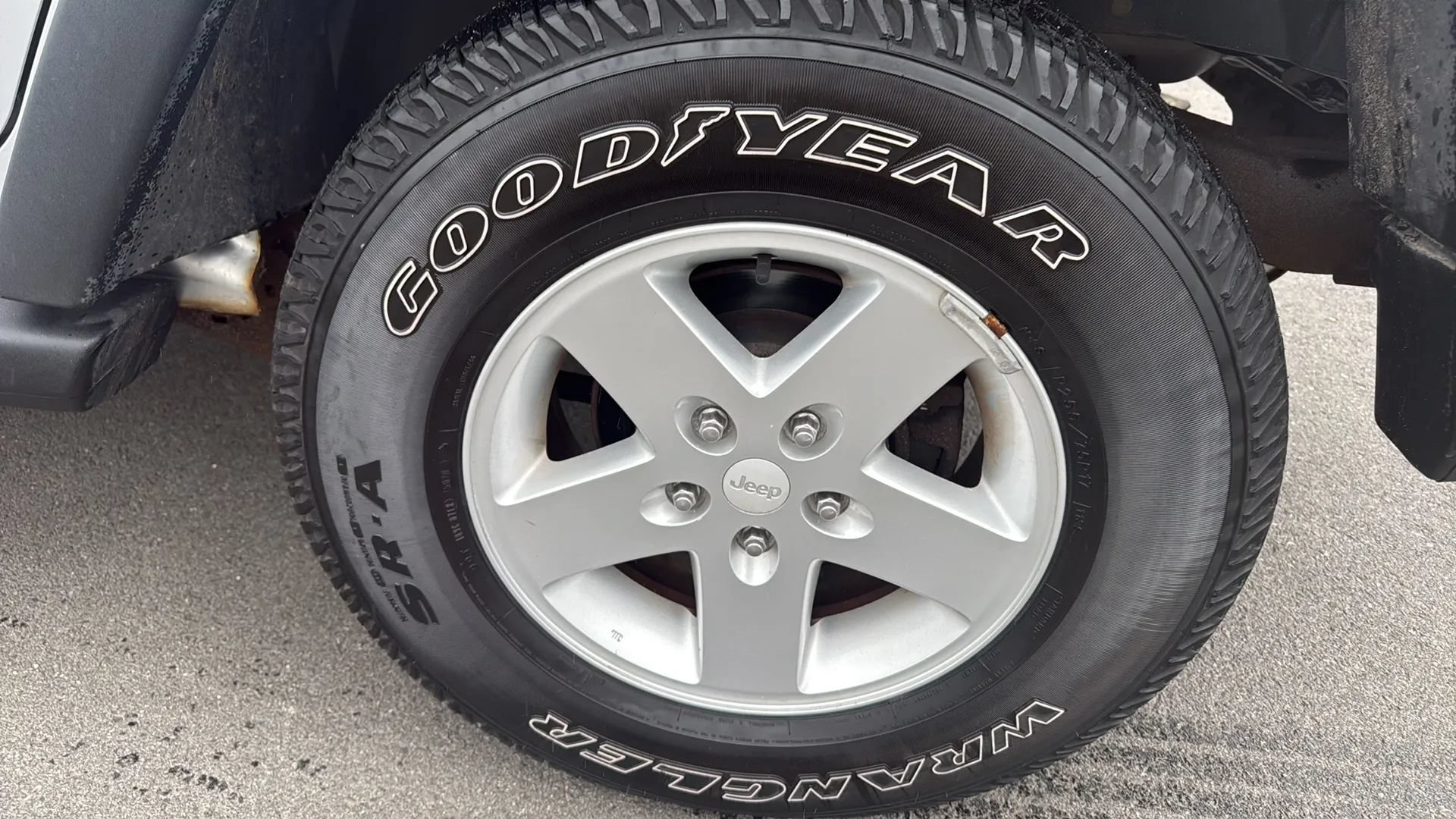 Used 2007 Jeep Wrangler Unlimited X AWD/4WD image 10