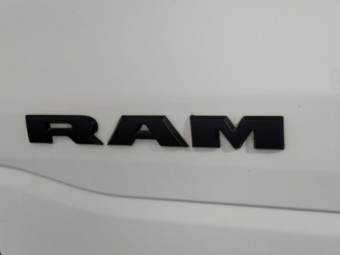 Used 2023 RAM 1500 Big Horn AWD/4WD image 7