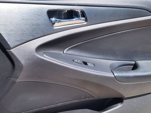 Used 2012 Hyundai Sonata SE FWD image 13