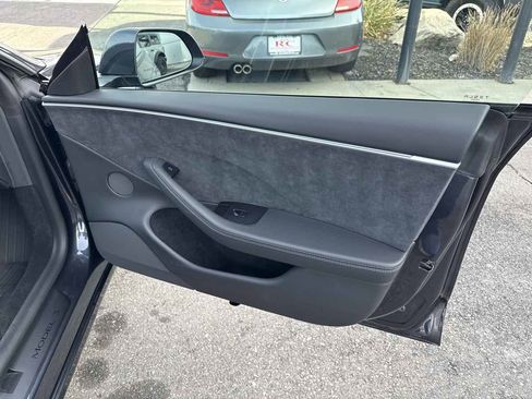 Used 2024 Tesla Model 3 Performance image 21