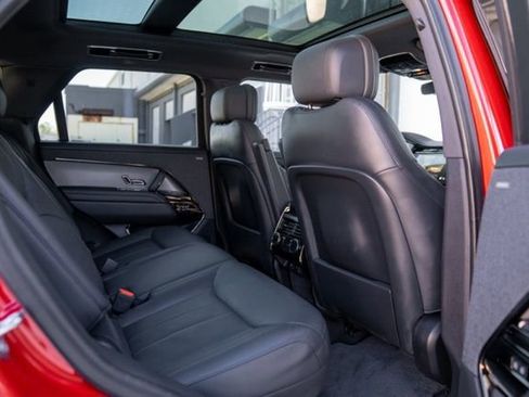 Used 2024 Land Rover Range Rover Sport SE AWD/4WD image 41