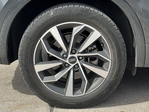 Used 2023 Audi Q5 2.0T Premium w/ Convenience Package image 33