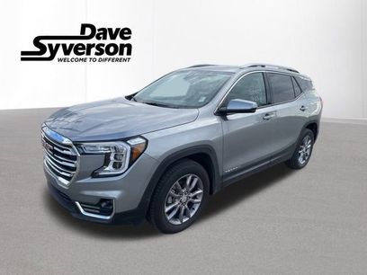 Used 2024 GMC Terrain SLT