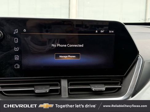 Used 2024 Chevrolet Trax LT w/ Driver Confidence Package FWD image 23