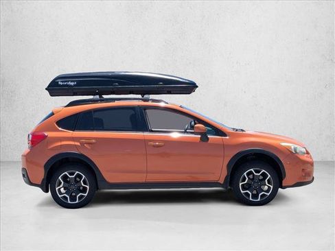 Used 2014 Subaru Crosstrek 2.0i Limited AWD/4WD image 4