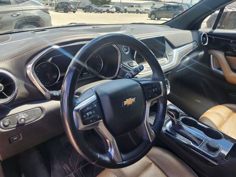 Used 2019 Chevrolet Blazer Premier w/ Driver Confidence II Package image 8