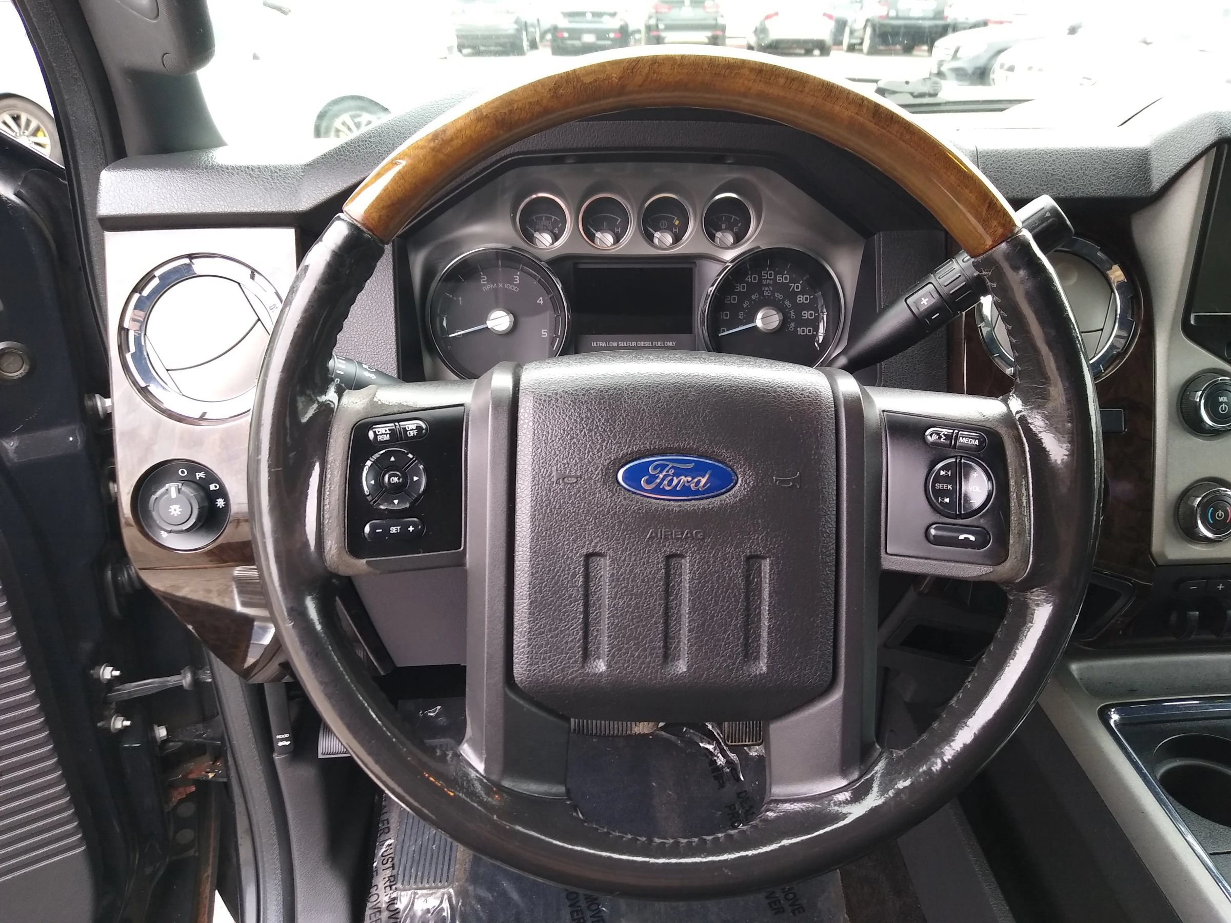 Used 2013 Ford F250 Platinum w/ FX4 Off Road Pkg AWD/4WD image 11