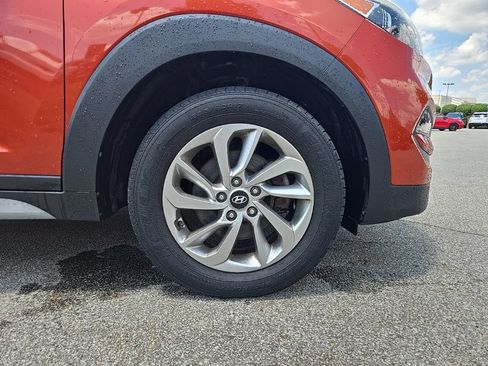 Used 2017 Hyundai Tucson SE w/ SE Popular Package 02 AWD/4WD image 13