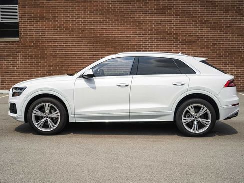 Used 2023 Audi Q8 Premium Plus w/ Premium Plus Package AWD/4WD image 3