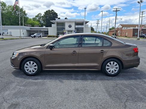 Used 2015 Volkswagen Jetta S FWD image 4