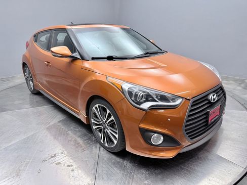 Used 2016 Hyundai Veloster Turbo w/ Option Group 04 image 3