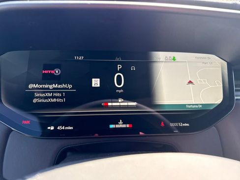 New 2025 Land Rover Range Rover Sport SE image 22