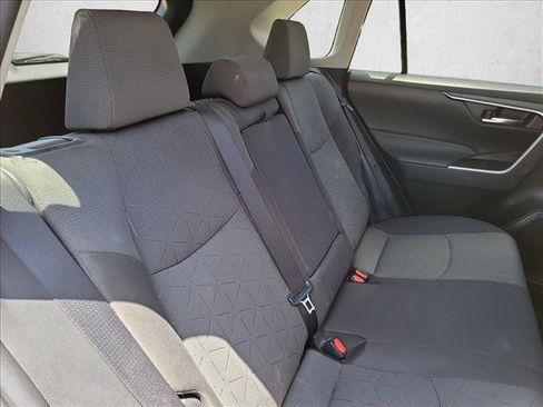 Used 2022 Toyota RAV4 XLE w/ Convenience Package FWD image 13