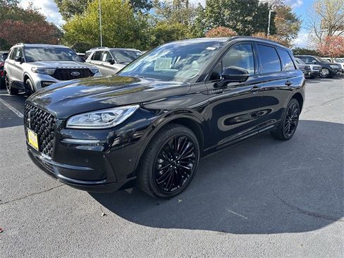 Certified 2023 Lincoln Corsair Reserve w/ Equipment Group 201A image 9