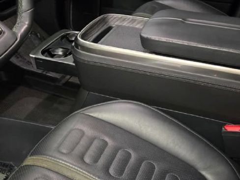 Used 2023 Rivian R1S Adventure AWD/4WD image 11