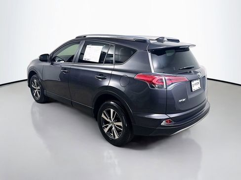 Certified 2018 Toyota RAV4 XLE image 5