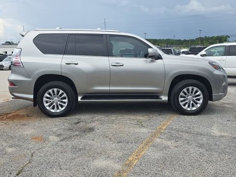 Used 2023 Lexus GX 460 Premium image 6