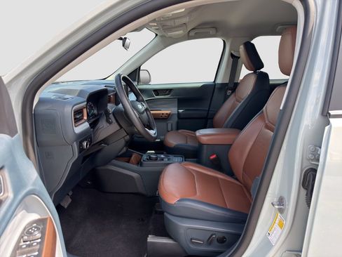 Used 2024 Ford Maverick Lariat AWD/4WD image 25