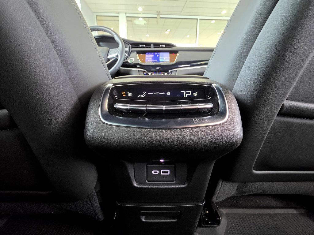Used 2025 Cadillac XT6 Sport w/ LPO, Floor Liner Package AWD/4WD image 78