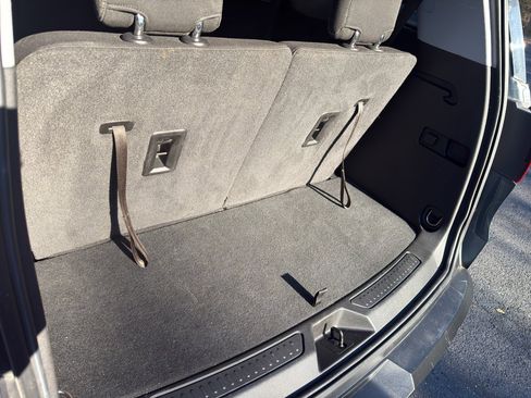 Used 2019 GMC Acadia SLE image 23