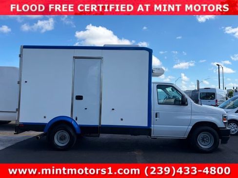 Used 2024 Ford E-350 and Econoline 350 Super Duty w/ Power Windows & Locks Group RWD image 2
