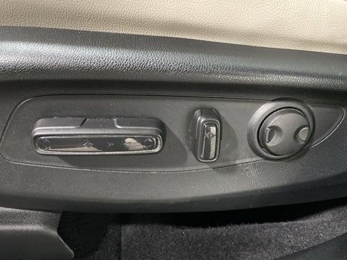 Used 2024 Honda CR-V EX-L image 25