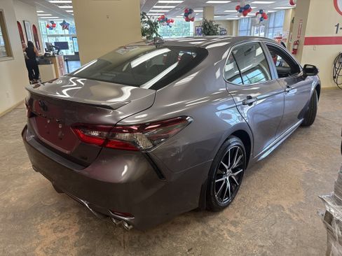 Certified 2024 Toyota Camry SE FWD image 24