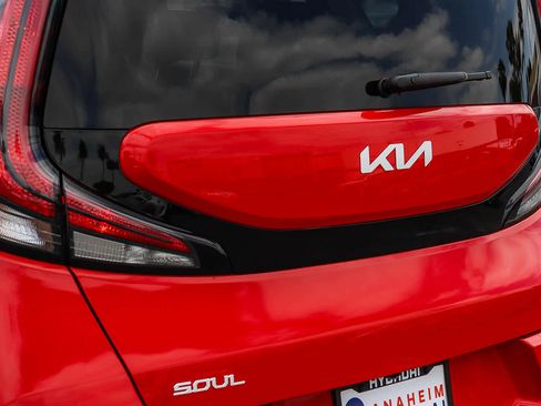 Used 2023 Kia Soul S FWD image 10