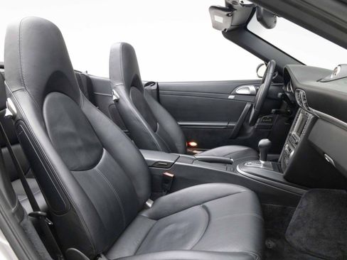 Used 2006 Porsche 911 Carrera S RWD image 4