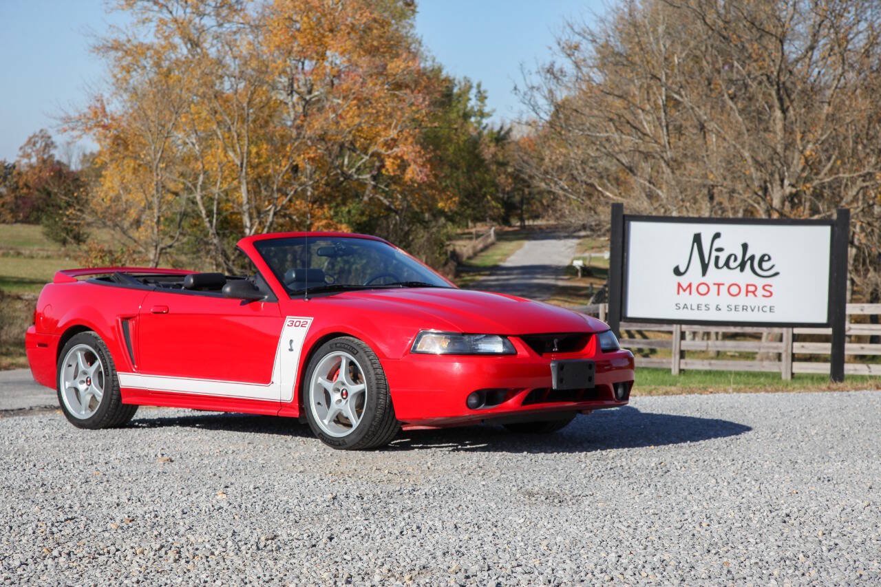 Used 1999 Ford Mustang Cobra RWD image 2