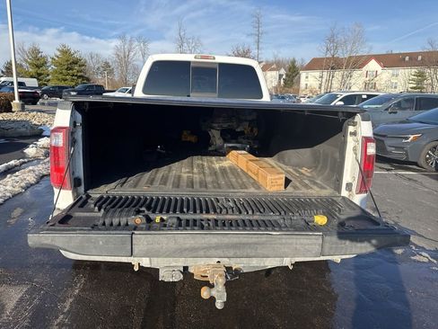 Used 2010 Ford F350 Lariat image 6